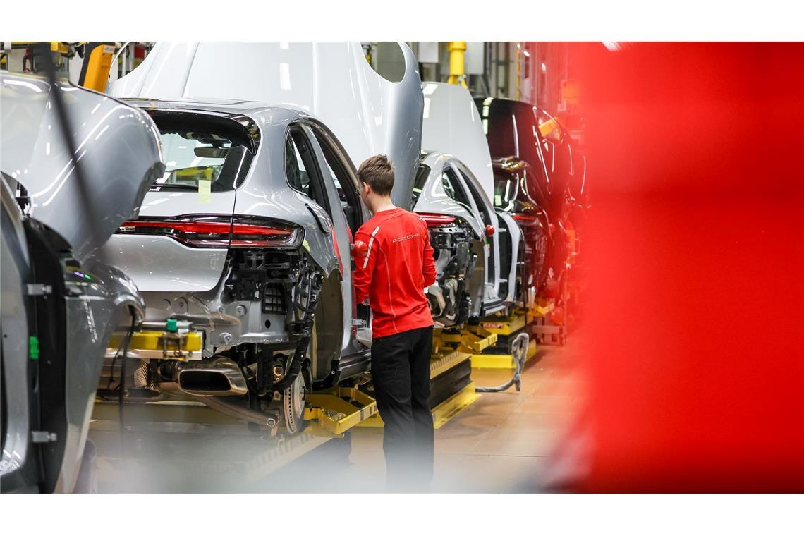 Plus in Autobranche: Auftragspolster der Industrie wächst Der Auftragsbestand in der deutschen Industrie wächst - dank einer Erholung in der Autobranche. (Archivbild)