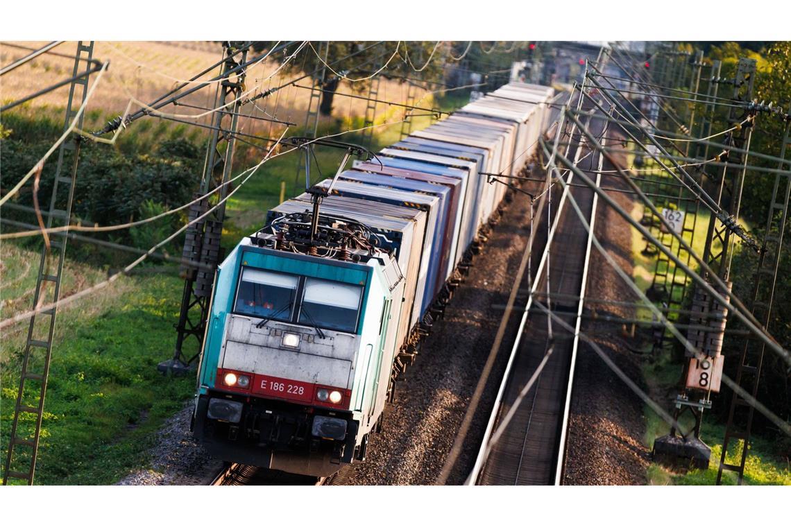 Gleise für Rheintalbahn in Südbaden verlegt Der Ausbau der Rheintalbahn geht voran (Symbolbild).