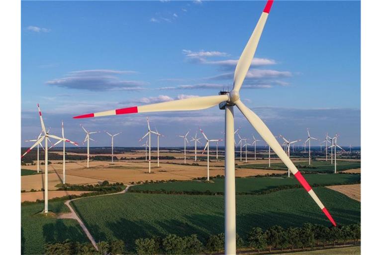 Der Ausbau der Windenergie an Land in Deutschland ist fast zum Erliegen gekommen. Foto: Patrick Pleul
