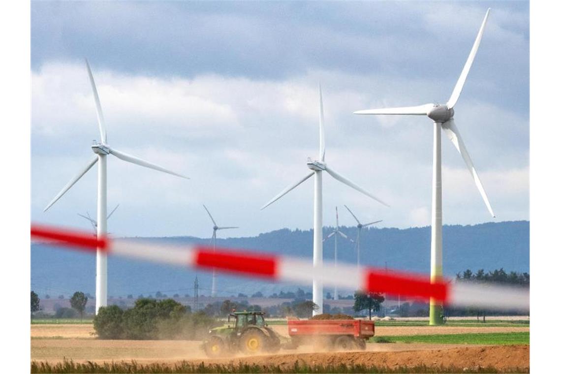 Windkraft-Ausbau: Altmaier will „nationalen Konsens“ Der Ausbau der Windkraft scheitert immer häufiger an Klagen. Foto: Sina Schuldt