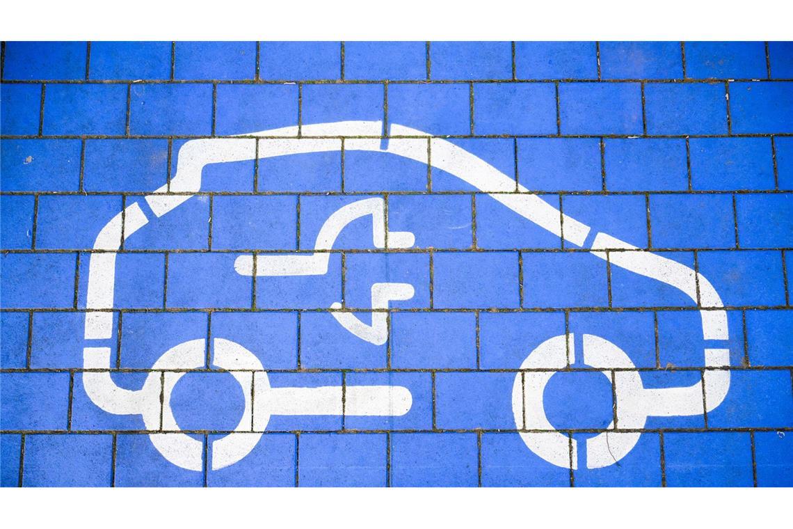 Der Ausbau des Ladesäulen-Netzes ist eine Voraussetzung für mehr E-Auto-Käufe.