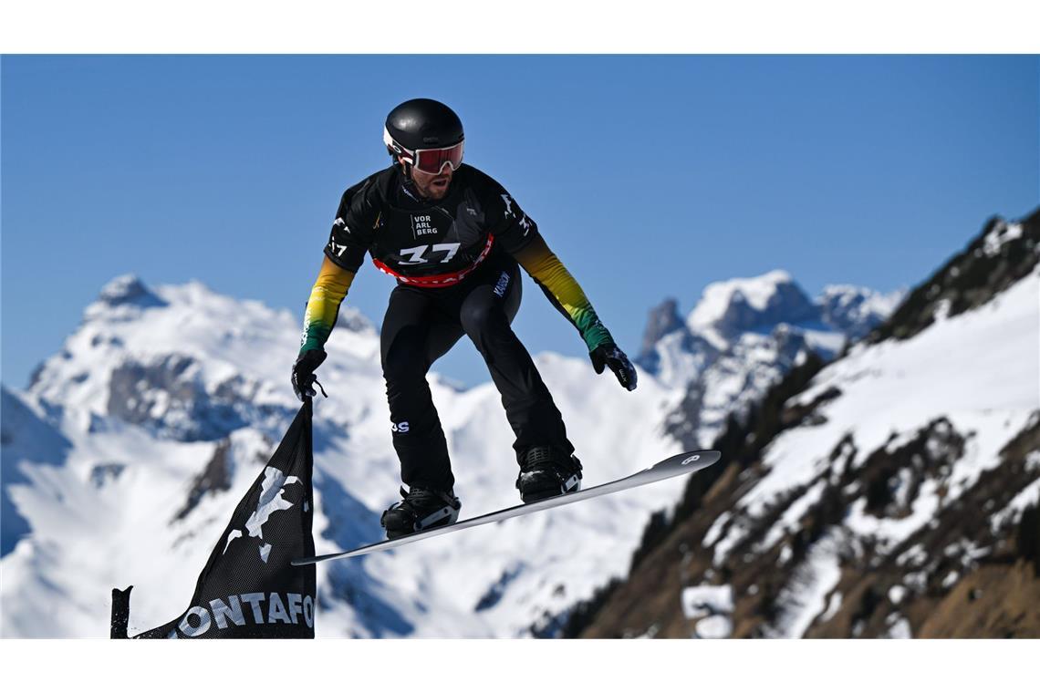 Der australische Snowboarder Cameron Bolton hat sich im Training zwei Halswirbel gebrochen. (Archivbild)
