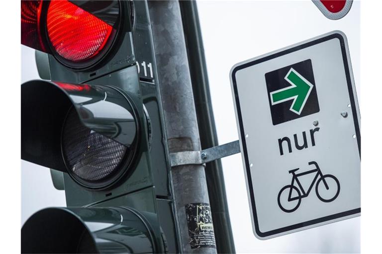 Der Automobilclub ACE befürchtet, das Schild könnte für Verwirrung sorgen. Foto: Christophe Gateau