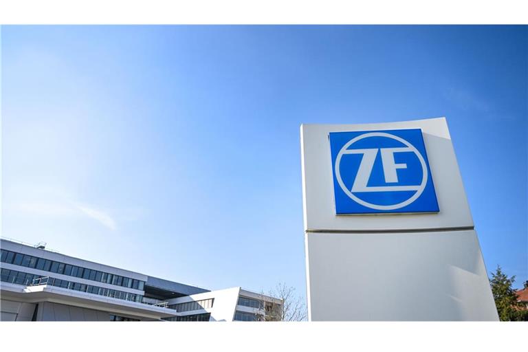 Der Autozulieferer ZF ist tief in die roten Zahlen gerutscht.