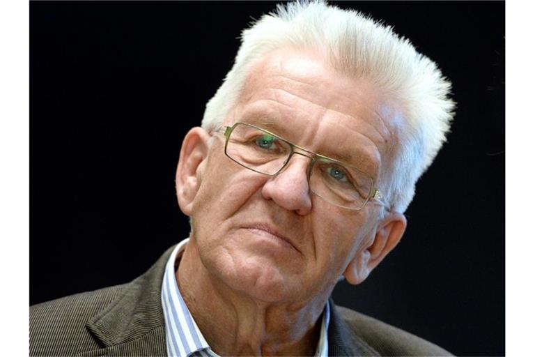 Der baden-württembergische Ministerpräsident Winfried Kretschmann (Bündnis 90/Die Grünen) spricht. Foto: Bernd Weissbrod/dpa