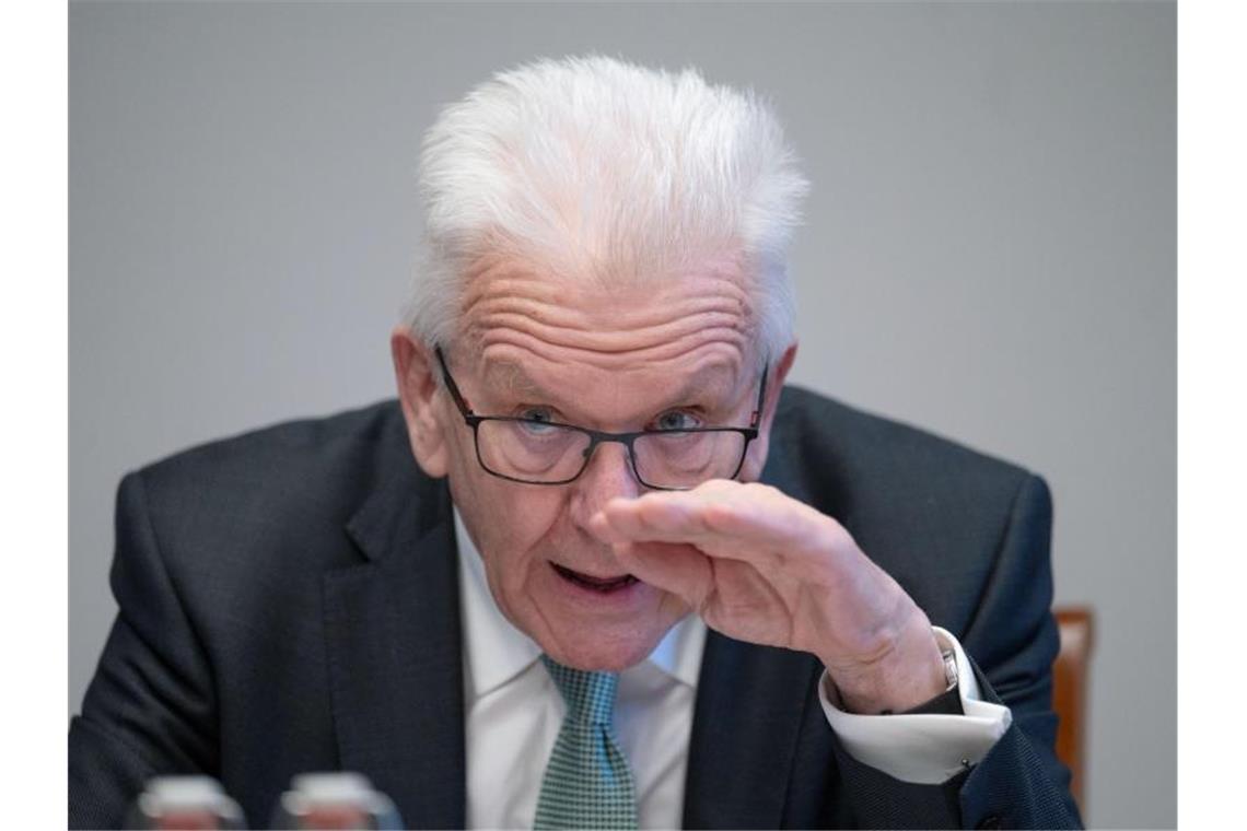 Kretschmann und Kubicki streiten wegen der Impfpflicht Der baden-württembergische Ministerpräsident Winfried Kretschmann (Grüne). Foto: Marijan Murat/dpa/Archivbild