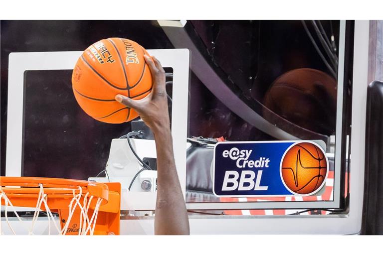 Der Basketball-Pokal wirft seine Schatten voraus.