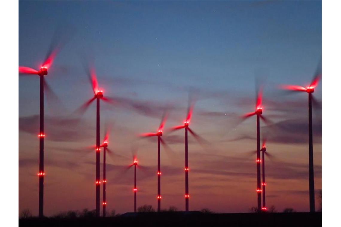 Der Bau neuer Windräder an Land ist im vergangenen Jahr in Deutschland auf den tiefsten Stand seit mehr als 20 Jahren eingebrochen. Foto: Patrick Pleul/dpa-Zentralbild/dpa