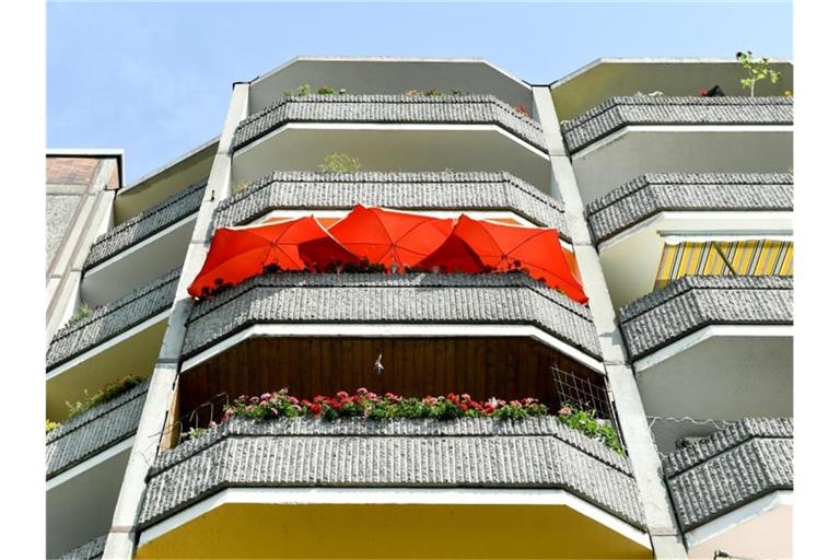 Der Bau von Wohnungen hinkt aus sicht des Immobilienverbands GdW nach wie vor der Nachfrage hinterher. Foto: Jens Kalaene/dpa-Zentralbild/dpa
