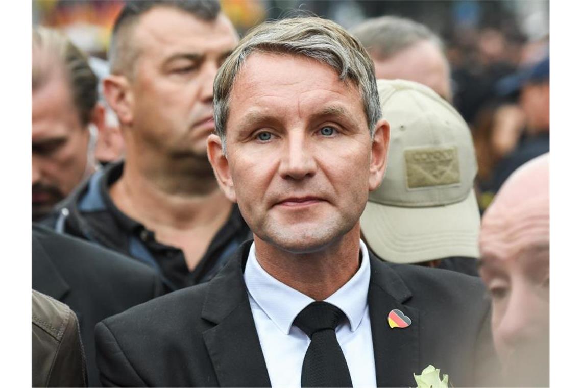 AfD-Abgeordnete zu Austritt: „Flügel“ will Partei übernehmen Der bekannteste Vertreter des „Flügels“ ist der Thüringer AfD-Landesvorsitzende Björn Höcke. Foto: Ralf Hirschberger/dpa