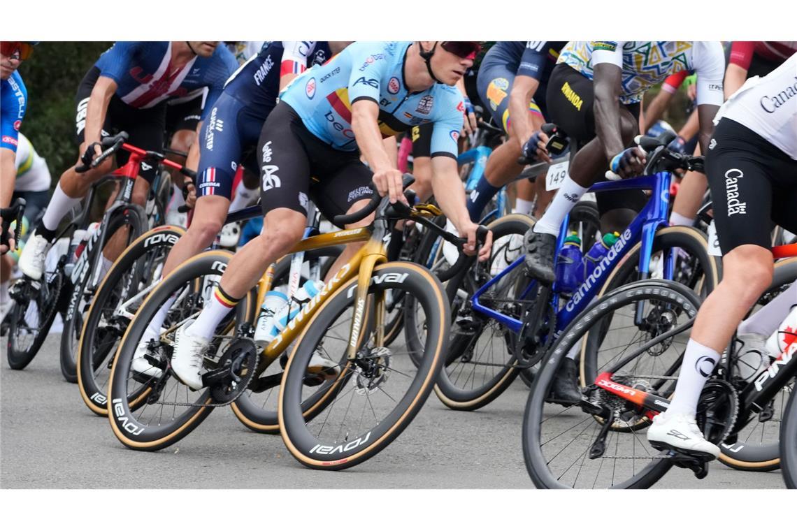 Der Belgier Remco Evenepoel (Mitte) in Aktion.