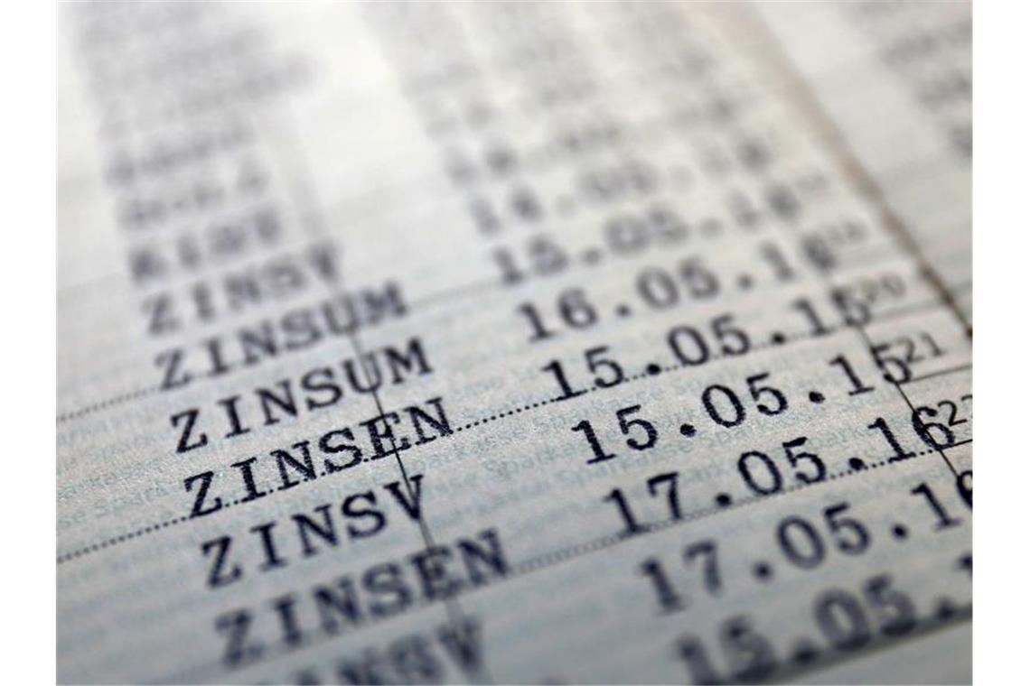 Banken dürfen Sparverträge wegen Niedrigzinsen kündigen Der BGH schützt Prämiensparer vor dem vorzeitigen Verlust lukrativer Verträge - aber nur auf Zeit. Foto: Oliver Berg