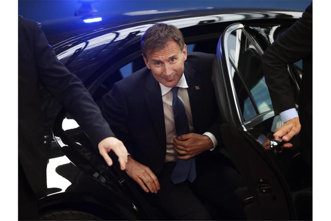 EU-Außenminister: Iran-Atomabkommen ist noch nicht tot Der britische Außenminister Jeremy Hunt kommt zum Treffen der EU-Chefdiplomaten im Sitz des Europäischen Rates in Brüssel. Foto: Francisco Seco/AP
