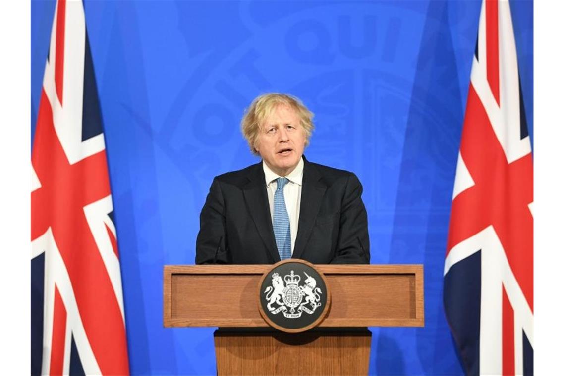 Engländer dürfen frühestens ab Mitte Mai ins Ausland reisen Der britische Premierminister Boris Johnson spricht bei einem Briefing zur Corona-Lage. Foto: Stefan Rousseau/PA Wire/dpa