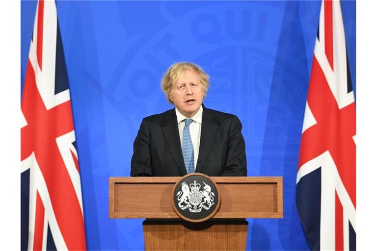 Der britische Premierminister Boris Johnson spricht bei einem Briefing zur Corona-Lage. Foto: Stefan Rousseau/PA Wire/dpa