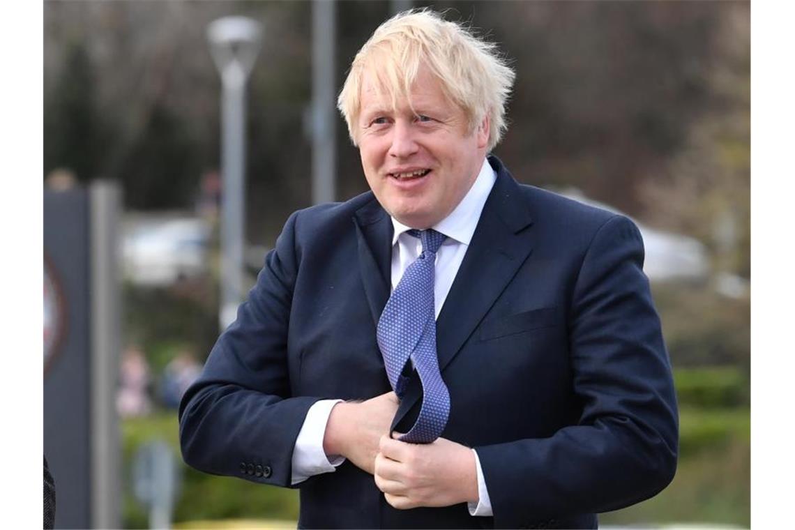 Der britische Premierminister Boris Johnson trifft Ende Januar zu einer Kabinettssitzung im National Glass Centre an der Universität Sunderland ein. Foto: Paul Ellis/PA Wire/dpa