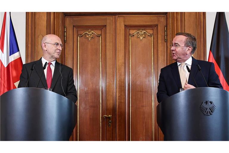 Der britische Verteidigungsminister Joh Healey und Bundesverteidigungsminister Boris Pistorius leiten gemeinsam die virtuelle Sitzung der Ukraine-Kontaktgruppe. (Archivbild)