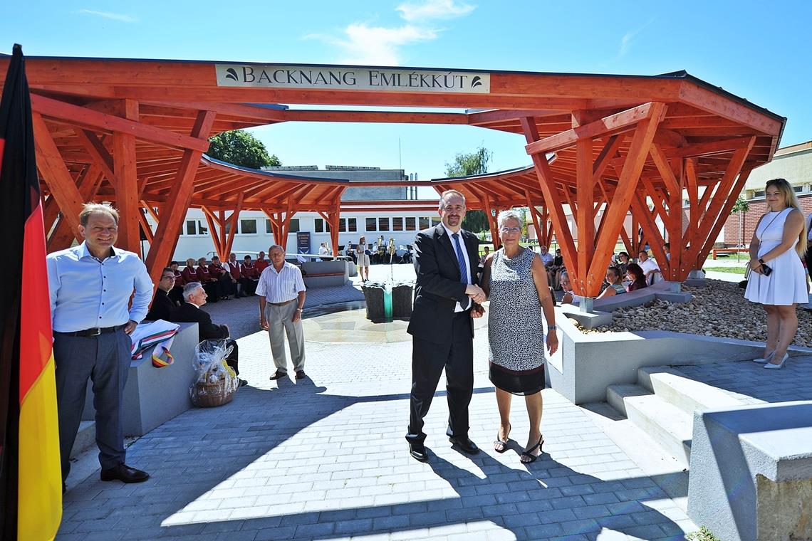 Ein neuer Backnang-Brunnen in Bácsalmás