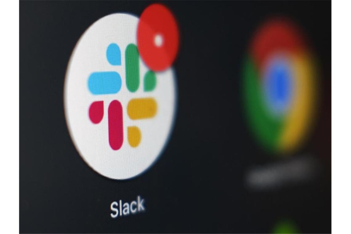 Fehlstart für Bürokommunikationsdienst Slack ins neue Jahr Der Bürokommunikationsdienst Slack ist am ersten Arbeitstag des neuen Jahres durch eine Störung weitgehend lahmgelegt worden. Foto: Kiichiro Sato/AP/dpa