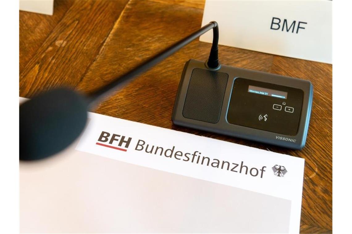 Bundesfinanzhof: Keine Steuerrückzahlung für Cum-Ex Der Bundesfinanzhof in München entschied in Sachen Cum-Ex-Aktiengeschäften, die mittlerweile verboten sind. Foto: Peter Kneffel/dpa