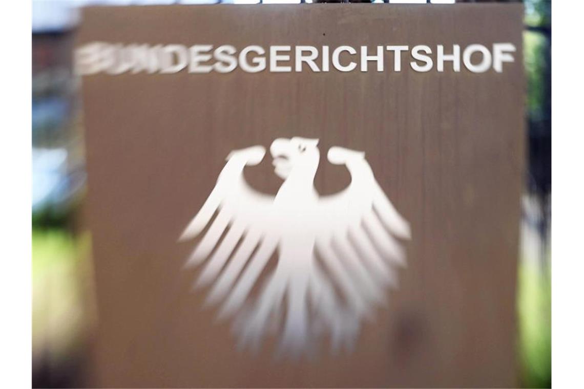 Tödlicher Sturz aus Fenster: Verhandlung über Schmerzensgeld Der Bundesgerichtshof in Karlsruhe verhandelt über Schmerzensgeldansprüche einer Witwe. Foto: Uli Deck/dpa /dpa