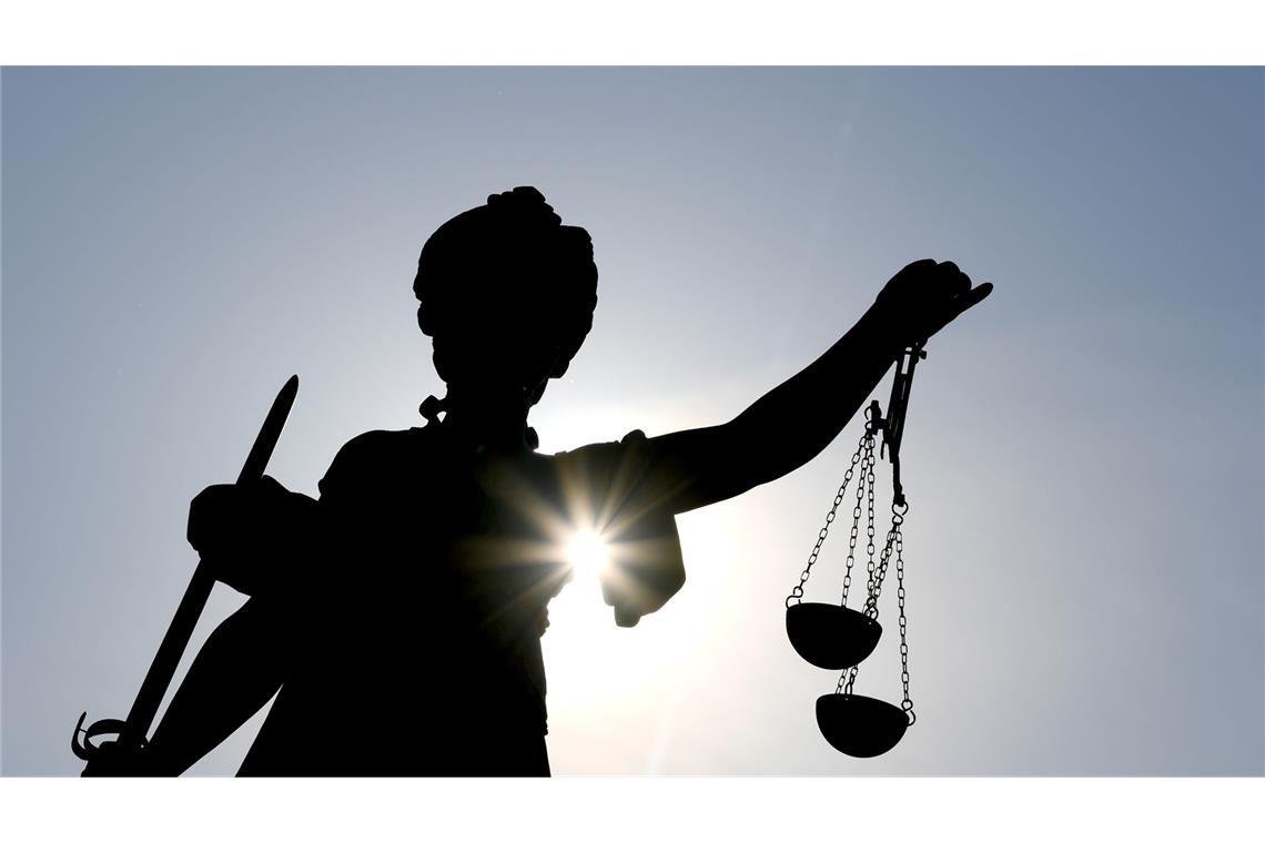 Der Bundesjustizministerin Stefanie Hubig (SPD) hat einen Entwurf vorgestellt für neue Regeln zur Anfechtung der Vaterschaft.