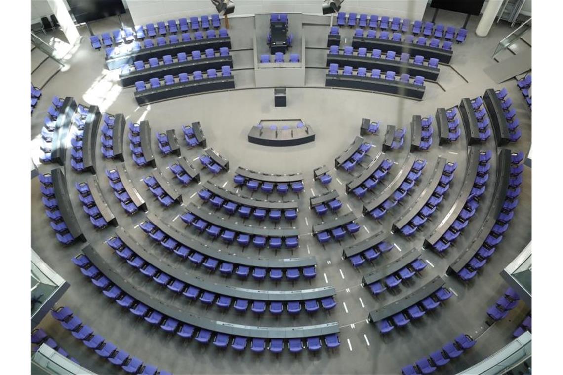 Der Bundestag aus der Vogelperspektive. Derzeit hat das Parlament 709 Abgeordnete. Foto: Michael Kappeler