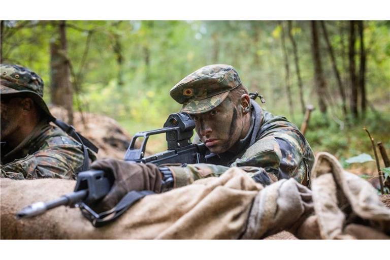 Der Bundestag hat die umstrittenen Pläne für einen neuen Wehrdienst beschlossen. (Symbolbild)