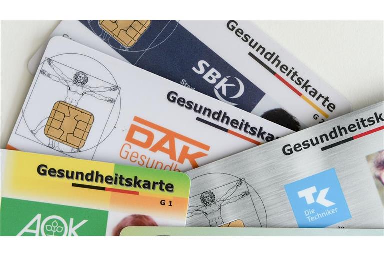 Der Bundestag will mit seinem Spargesetz verhindern, dass die Krankenkassenbeiträge zum 1. Januar erneut steigen.