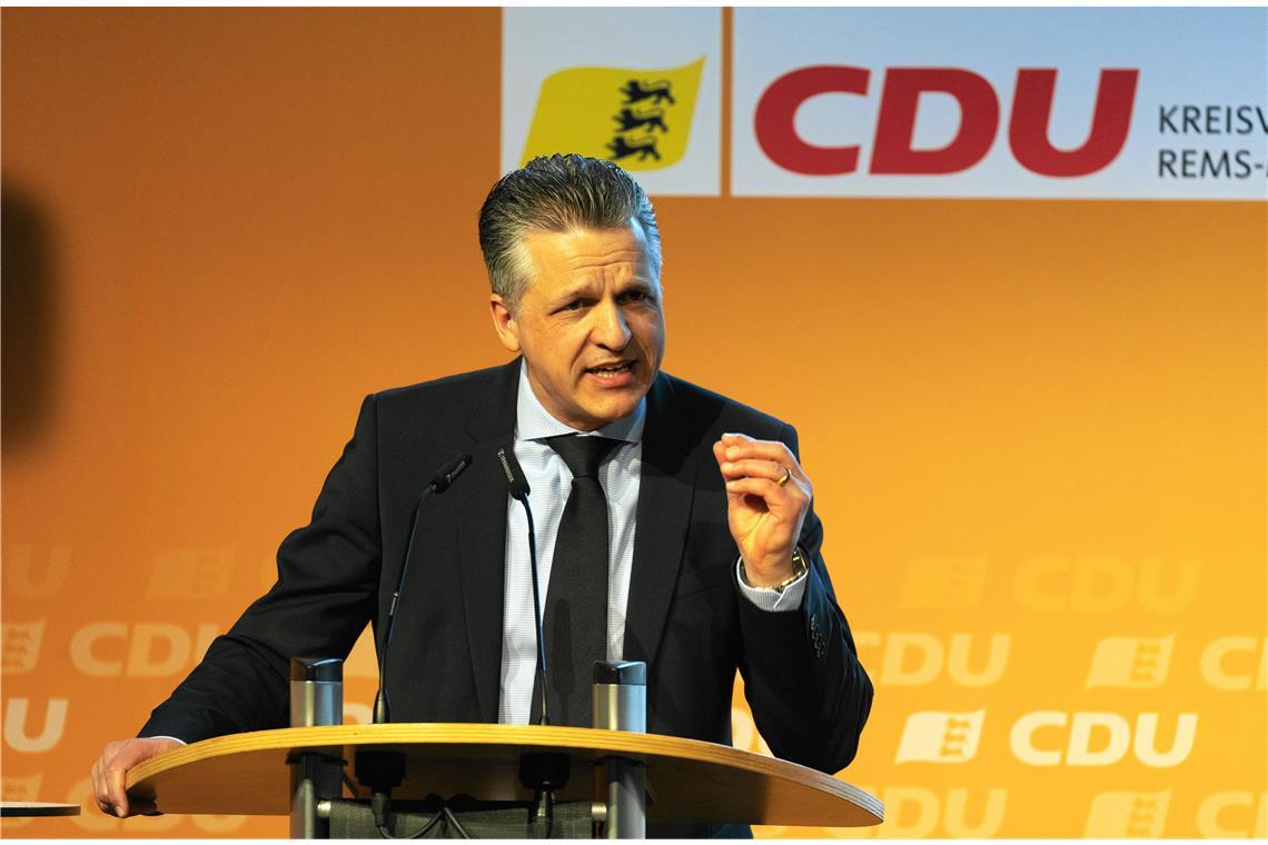 Dreikönigstreffen des CDU-Stadtverbands Backnang: Scharfe Worte gegen die Bundesregierung Der Bundestagsabgeordnete Thorsten Frei findet bei seiner Rede im Rahmen der Dreikönigsbegegnung im Backnanger Bürgerhaus deutliche Worte. Foto: Alexander Becher