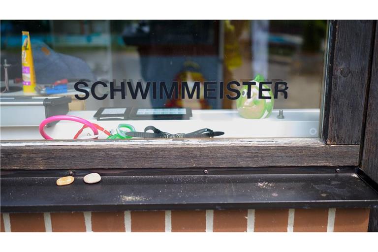 Der Bundesverband Deutscher Schwimmmeister fordert schärfere Regeln für Kinder und Jugendliche, die nicht gut schwimmen können. (Symbolbild)