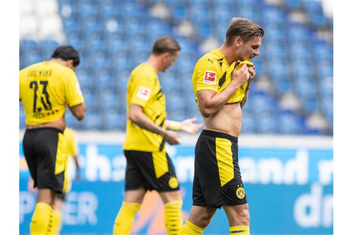 Der BVB kassierte gegen Feyenoord die erste Testspiel-Niederlage. Foto: Bernd Thissen/dpa