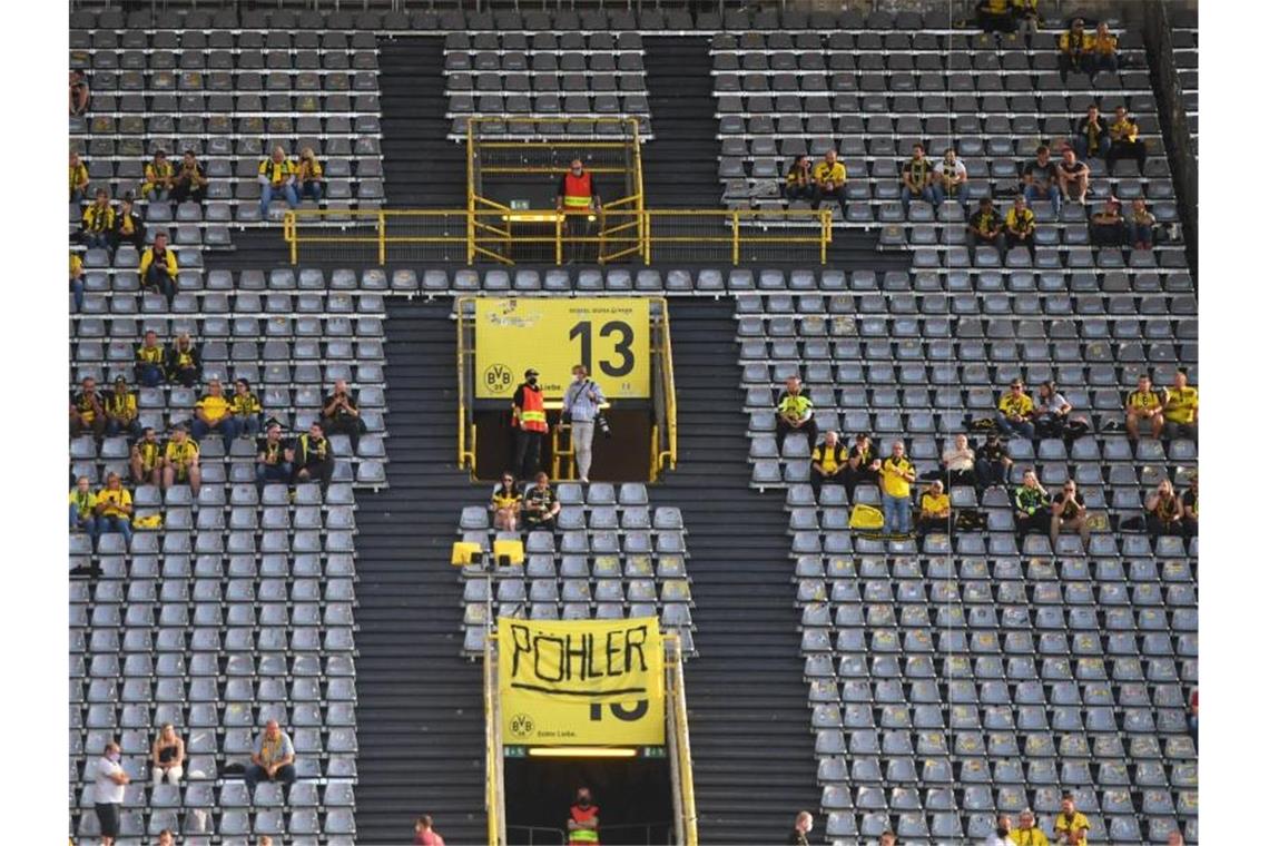 Offener BVB-Brief: Profifußball kein Treiber der Pandemie Der BVB wandte sich in einem offenen Brief an die Fans. Foto: Bernd Thissen/dpa