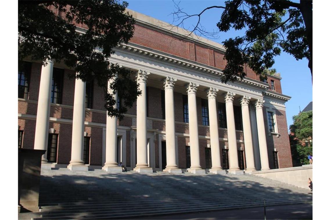 Der Campus der Harvard-Universität in Cambridge in Massachusetts. Foto: --/XinHua/dpa