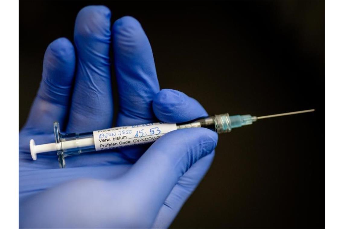 Der Curevac-Impfstoff CVnCoV enttäuscht mit einer (vorläufigen) Wirksamkeit von nur 47 Prozent. Foto: Christoph Schmidt/dpa