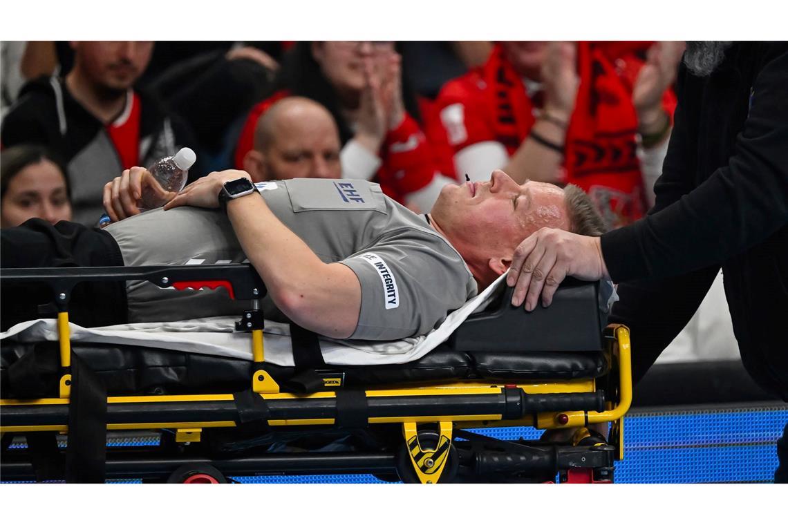 Nach Kollaps: Handball-Schiedsrichter auf Weg der Besserung Der dänische Schiedsrichter Jesper Madsen ist beim Champions-League-Spiel zwischen KC Veszprem und Sporting Lissabon kollabiert.
