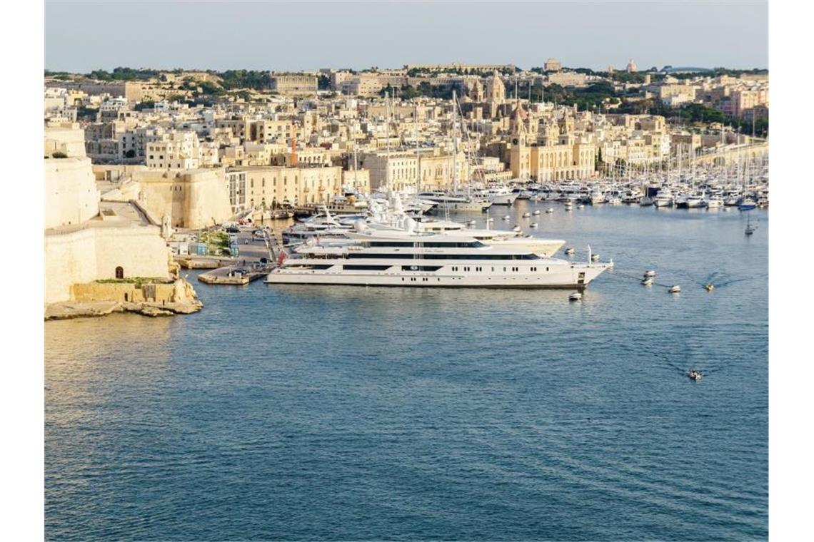 Malta lässt nur noch Corona-Geimpfte ins Land Der den Hafen von Valletta. Foto: Philipp Laage/dpa