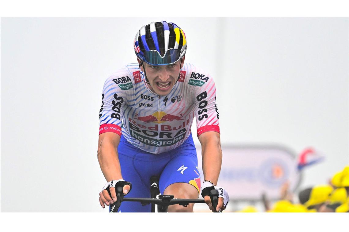 Lipowitz schnappt sich Platz drei und Weißes Trikot Der deutsche Fahrer Florian Lipowitz fährt eine erfolgreiche Pyrenäen-Strecke.