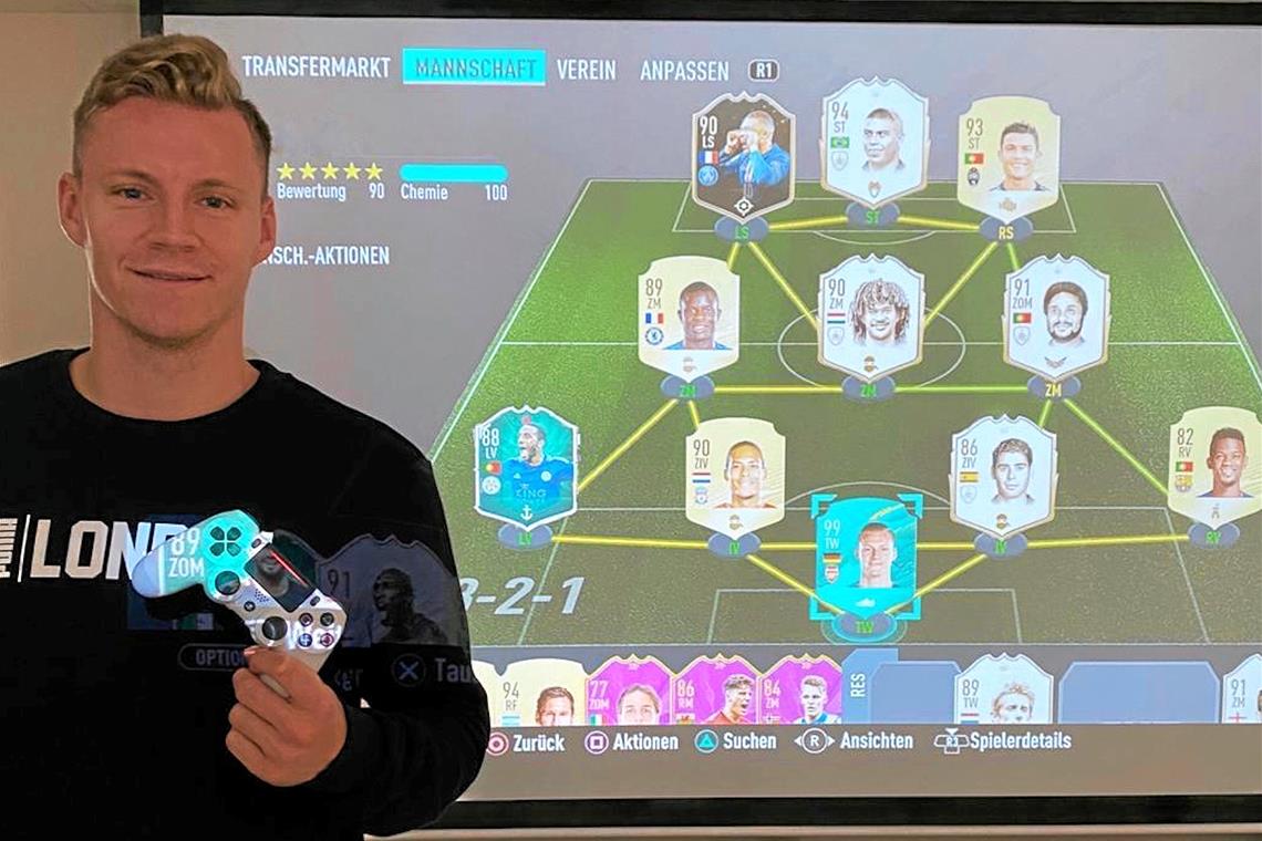 Der deutsche Fußballtorhüter Bernd Leno freut sich aufs Spiel gegen den Sieger des BKZ-FIFA-Cups. Seine Fingerfertigkeit am Controller der Playstation kann beim Drei-Ligen-Cup der SG Sonnenhof Großaspach verfolgt werden. Foto: leno e-sports