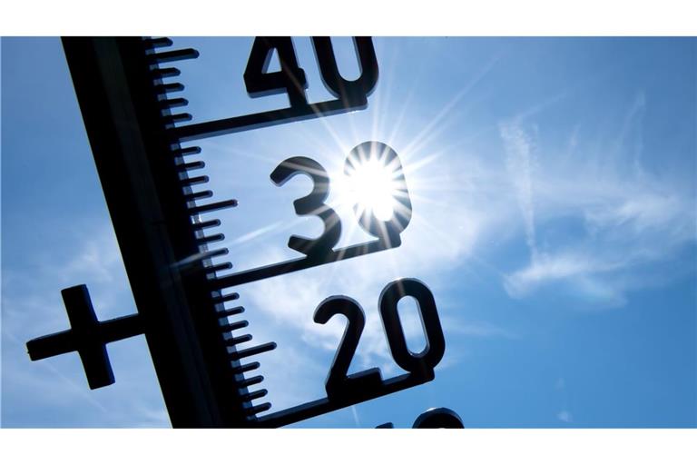 Der Deutsche Wetterdienst warnt vor großer Hitze im Südwesten. (Symbolbild)