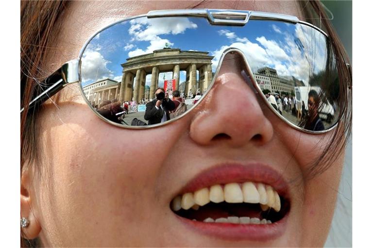 Der Deutschland-Tourismus bekommt die Folgen des Coronavirus inzwischen deutlicher zu spüren. Foto: Wolfgang Kumm/dpa