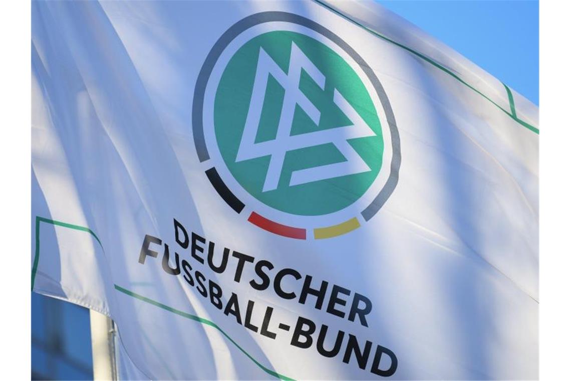 Ein Stück Normalität: DFB-Pokal vor Zuschauern möglich Der DFB hat infolge der Coronavirus-Pandemie sein Hygienekonzept überarbeitet. Foto: Arne Dedert/dpa