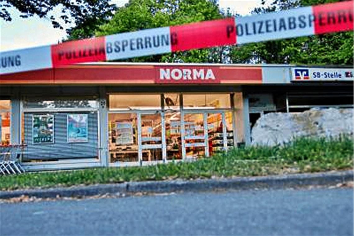 Der Discounter im Rehhaldenweg in Schorndorf wurde überfallen.Foto: 7aktuell.de