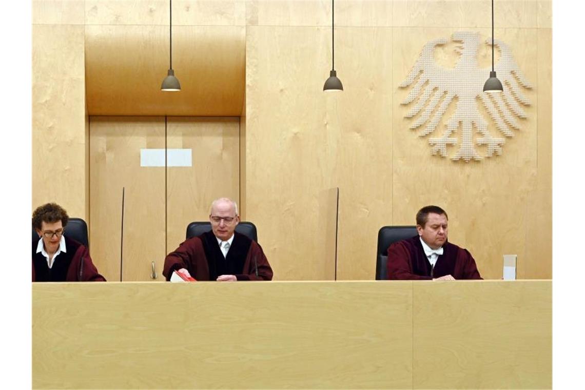 Waffenexport nach Kolumbien: BGH prüft Einzug von Firmengeld Der Dritte Strafsenat beim Bundesgerichtshof (BGH) eröffnet die Verhandlung zu einer gerichtlich angeordneten Einziehung von 11,1 Millionen Euro beim Waffenhersteller Sig Sauer. Foto: Uli Deck/dpa