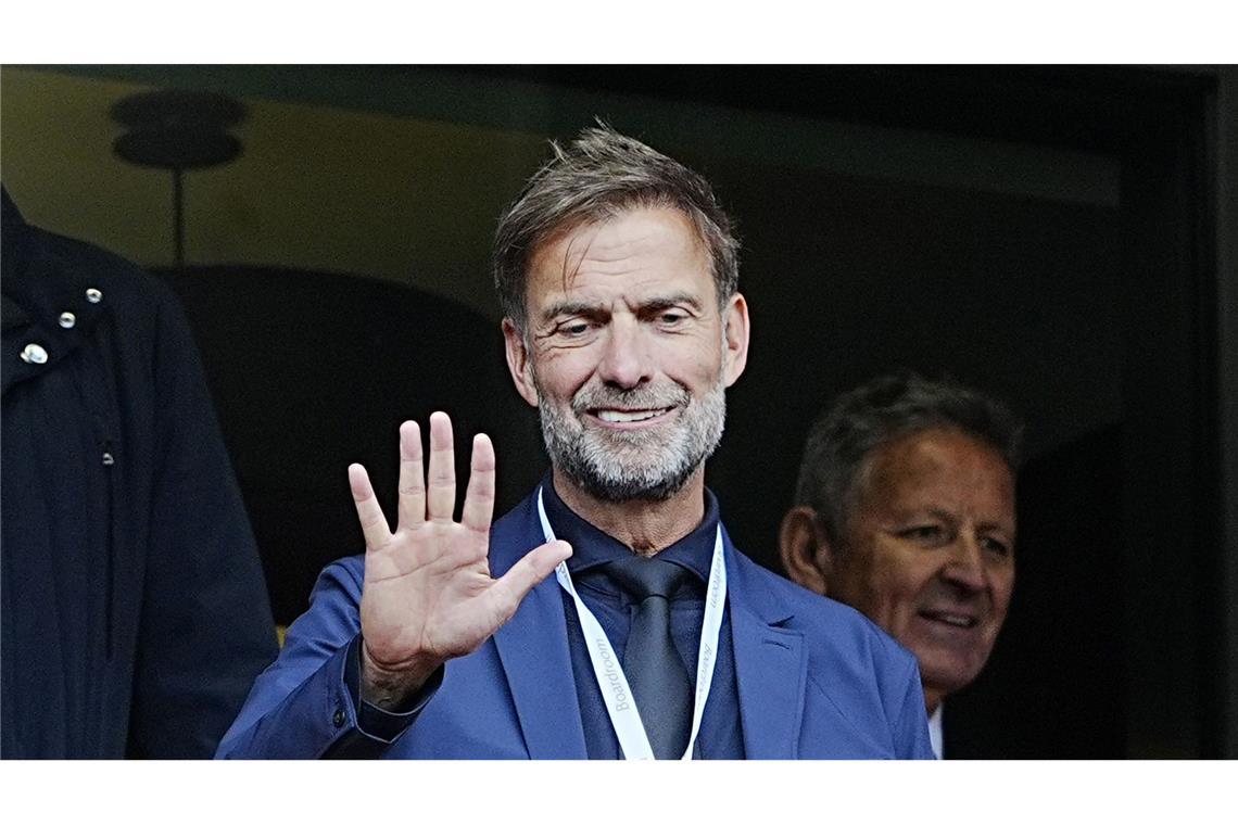 Ex-Coach Klopp mittendrin bei Liverpools Meister-Sause Der ehemalige Liverpooler Trainer Jürgen Klopp feierte auf der Ehrentribüne mit.