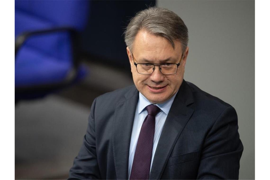 Lobbyismus: Zweiter Unionsabgeordneter legt Mandat nieder Der ehemalige stellvertretende Unionsfraktionsvorsitzende Georg Nüßlein ist mittlerweile aus der CSU ausgetreten. Foto: Soeren Stache/zb/dpa/Archiv