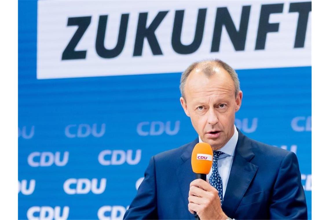Der ehemalige Unionsfraktionschef Friedrich Merz will für den CDU-Vorsitz kandidieren. Foto: Christoph Soeder/dpa