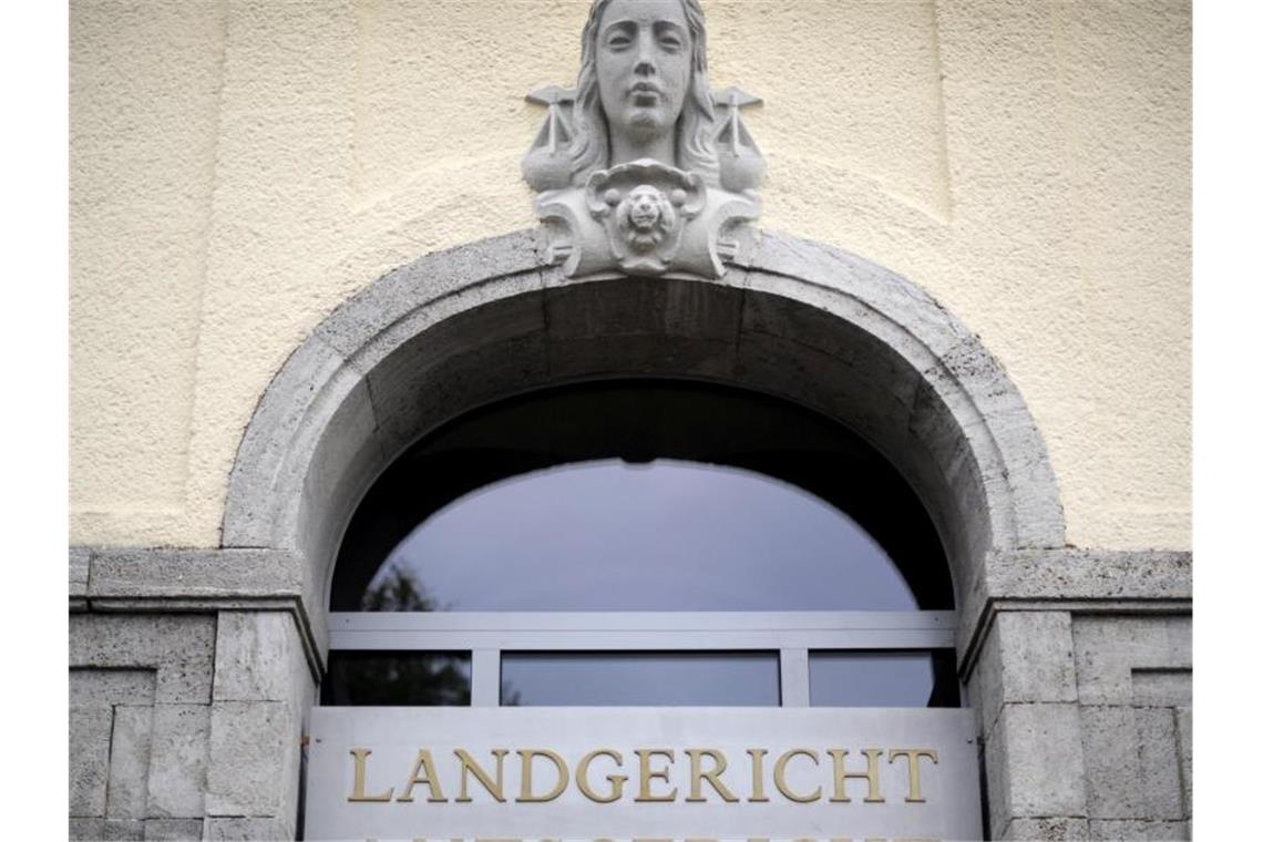 Der Eingang des Landgerichtes in Hagen. Foto: picture alliance / dpa