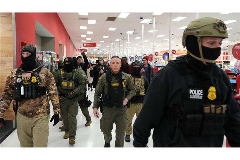 Der Einsatz der Bundesbeamten in Minnesota sei verfassungswidrig und illegal, heißt es in der Klage. (Archivbild)