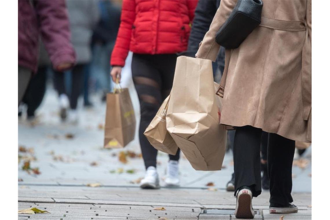 Der Einzelhandel ist von der 2G-Regel bisher ausgenommen. Foto: Sebastian Gollnow/dpa